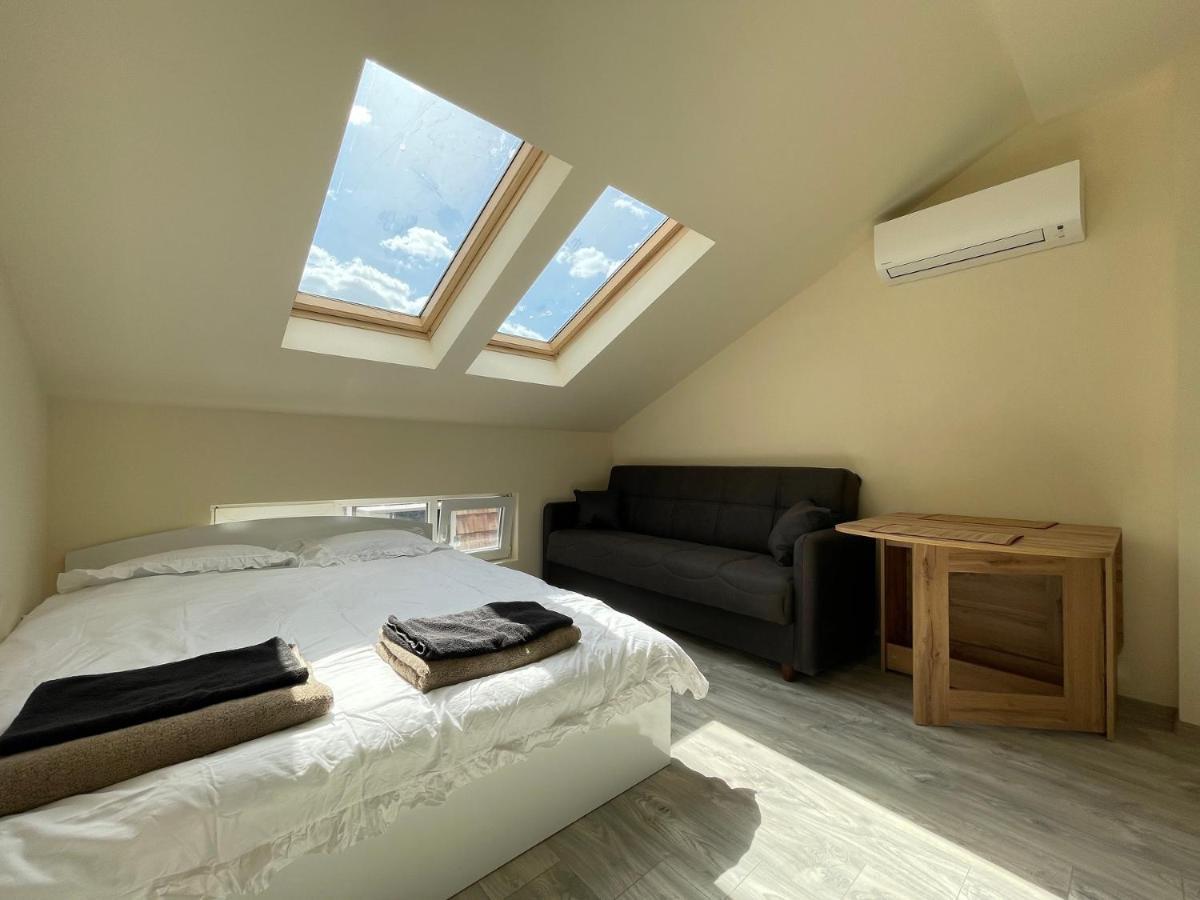 City-Centre Studio 2 Varna ภายนอก รูปภาพ